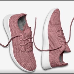 Allbirds LE Tree Runners in Harvest White Size 9